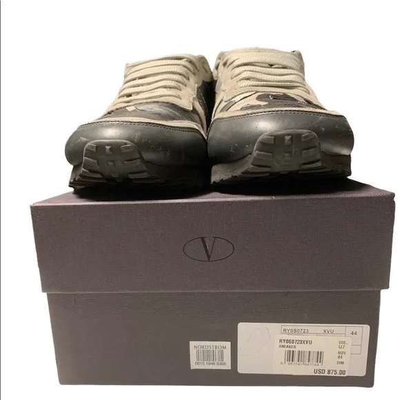 Valentino Garavani Men's Black Valentino Garavani Rockrunner Camouflage Sneakers - Picture 5 of 10